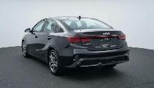 2023 Kia Forte EX  , SUNROOF, LEATHER SEATS, NAVIGATION - Photo 7
