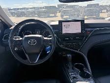 2021 Toyota Camry Hybrid SE Auto - Photo 3