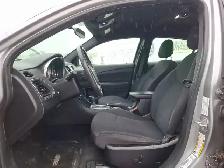 2014 Chrysler 200 - Photo 10