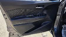 2018 Toyota C-HR XLE | HEATED SEATS | ALLOYS | CRUISE CONTROL - Photo 11