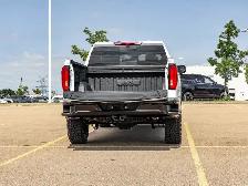 2026 GMC Sierra 1500 AT4X - Photo 9