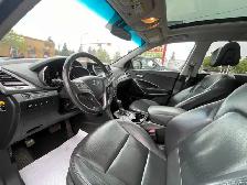 2013 Hyundai Santa Fe AWD 4dr 3.3L Auto XL LTD w/Unvented Seat - Photo 11