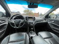 2013 Hyundai Santa Fe AWD 4dr 3.3L Auto XL LTD w/Unvented Seat - Photo 17