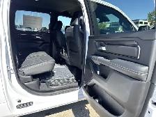 2026 Ram 1500 Sport | HEMI V8 - Photo 13