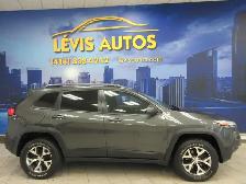 JEEP CHEROKEE 2016 TRAILHAWK 4X4 V-6 3.2 LITRES 4X4 CUIR CHAUFFA
