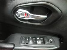 JEEP CHEROKEE 2016 TRAILHAWK 4X4 V-6 3.2 LITRES 4X4 CUIR CHAUFFA - Photo 11