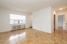 renovated one bedroom, st.clair and o'connor - ID 2047 - Photo 3