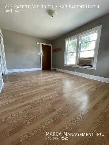 COZY 1 BED/1 BATH MAIN FLOOR   HYDRO & GAS - Photo 2