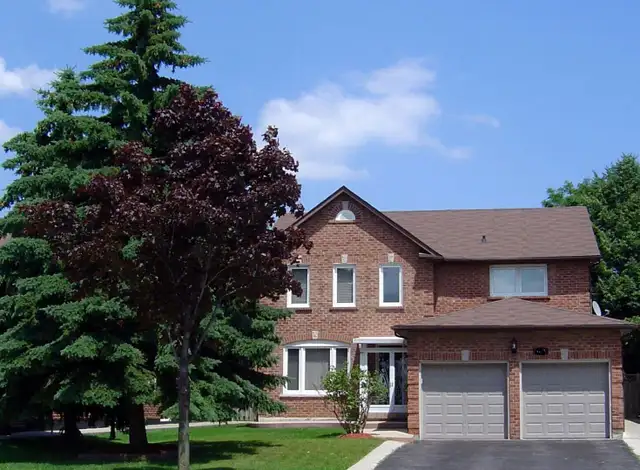 Spacious, beautiful detached house in Mississauga