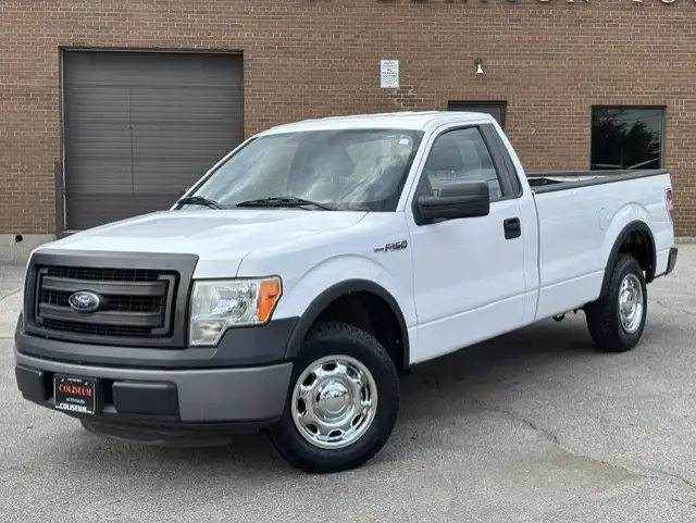 2014 Ford F-150 XL V6 ONLY 32,000KM-1 OWNER-REGULAR CAB LONG BOX