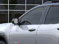 2027 GMC Terrain AWD AT4 - Photo 12
