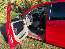 2012 Dodge Caravan - Photo 9