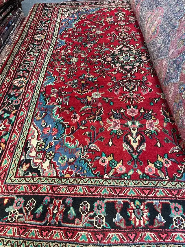 WOW! TORONTO'S LARGEST PERSIAN RUGS SHOWROOM FREE IN HOME TRIAL