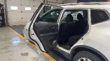 2016 Nissan Rogue - Photo 12