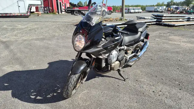 2010 Aprilia Mana