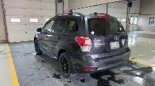 2017 Subaru Forester - Photo 3