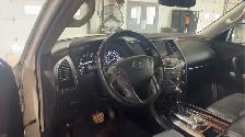 2017 Nissan Armada - Photo 16