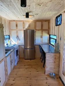 Renovated 33 Foot Fifth Wheel Camper - Photo 5
