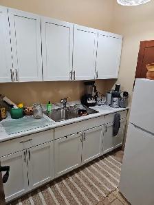 2 Bedroom apartment close to downtown and U Of  W - Photo 2