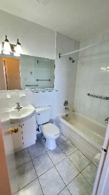 2 bedroom penthouse - Photo 3