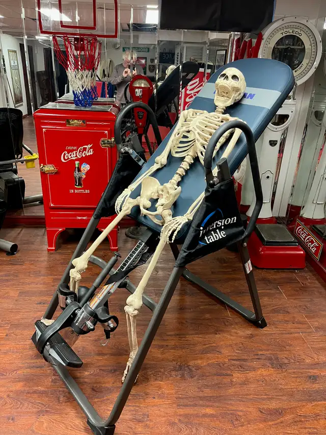 INVERSION TABLE. BEST, STURDIEST. New (got as gift) never used.