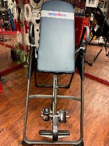 INVERSION TABLE. BEST, STURDIEST. New (got as gift) never used. - Photo 3