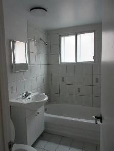 Anjou 4 ½ situé au 2 ième étage 1700$/mo Parc de Talcy - Photo 2