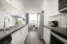 3 Bedroom Apartment for Rent - 2737 Kipling Avenue - Photo 3