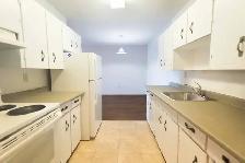 Fair Oaks Apartments - 1 Bedroom available at 3501 Savannah Aven - Photo 4