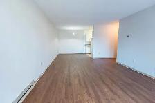 Fair Oaks Apartments - 1 Bedroom available at 3501 Savannah Aven - Photo 10