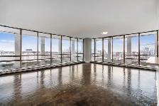 Tower Hill East - Bachelor available at 330 Spadina Road, Toront - Photo 14