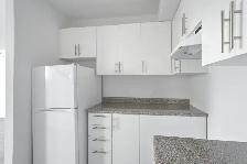 Red Top Tower Apartments - 1 Bedroom available at 5740 Cavendish - Photo 5