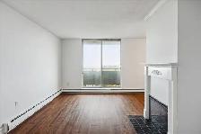 Highland Village - Bachelor available at 400 Sandringham Crescen - Photo 7