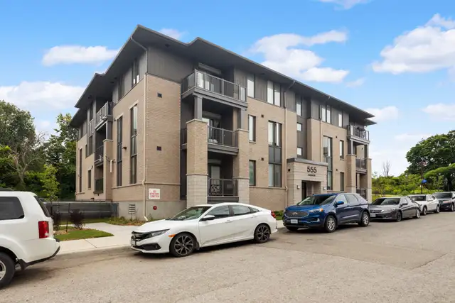 2 Bedroom   Den available at 525, 545 & 555 Recolte