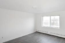 Benny Crescent Apartments - 2 Bedroom - 2400, 2420, 2444, 2460, - Photo 9