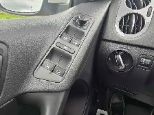2012 Volkswagen Tiguan - Photo 13