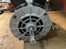 1.8 HP compressor motor - Photo 3