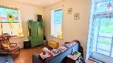 2-BDRM Charm Walk to Downtown in 7 minutes & 20 to UG - Photo 4