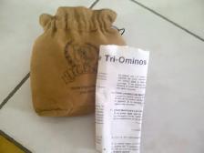 UN JEU DE TRIOMINOS POUR 2À6 JOUEURS ET SES INSTRUCTIONS: $15.00