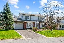 A Single House 6 Bedrooms near Algonquin College $6000/month Now - Photo 2