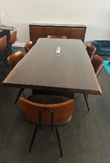 Furniture for sale on sold house - Photo 8
