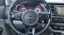 2017 Kia Sedona - Photo 13
