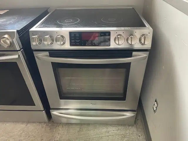 Cuisinière stainless encastrable vitrocéramique convection LG