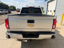2018 Chevrolet Silverado 1500 LTZ 5.3 L - Photo 17
