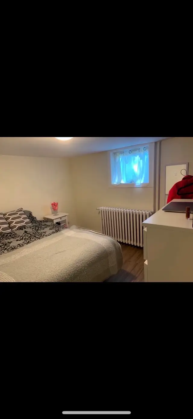 High Park Blvd-Roncesvalles Furnished Room w/private bathroom