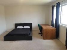 Master Bedroom for Rent in Bowmanville for $1,200 - Photo 2