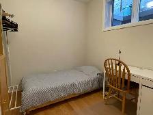 Room, w/ Private Bath, Ottawa Downtown, University & Hospital - Photo 2