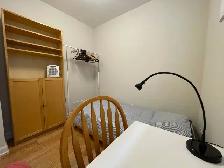Room, w/ Private Bath, Ottawa Downtown, University & Hospital - Photo 3