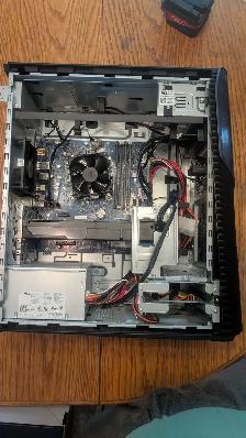 Dell Inspiron 5680 - Photo 3