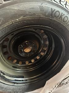 Yokohama tire,new 19 inches with (RIMS) $1,600, 514-577-9505 new - Photo 2